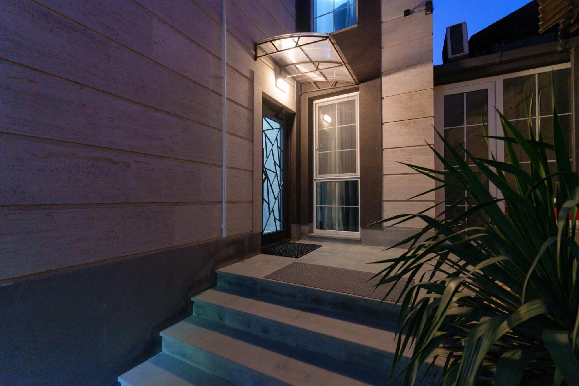 Gh Family Hotel Yerevan Exterior photo